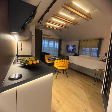 מלון Jezdovec Nova Luxury Design מראה חיצוני תמונה