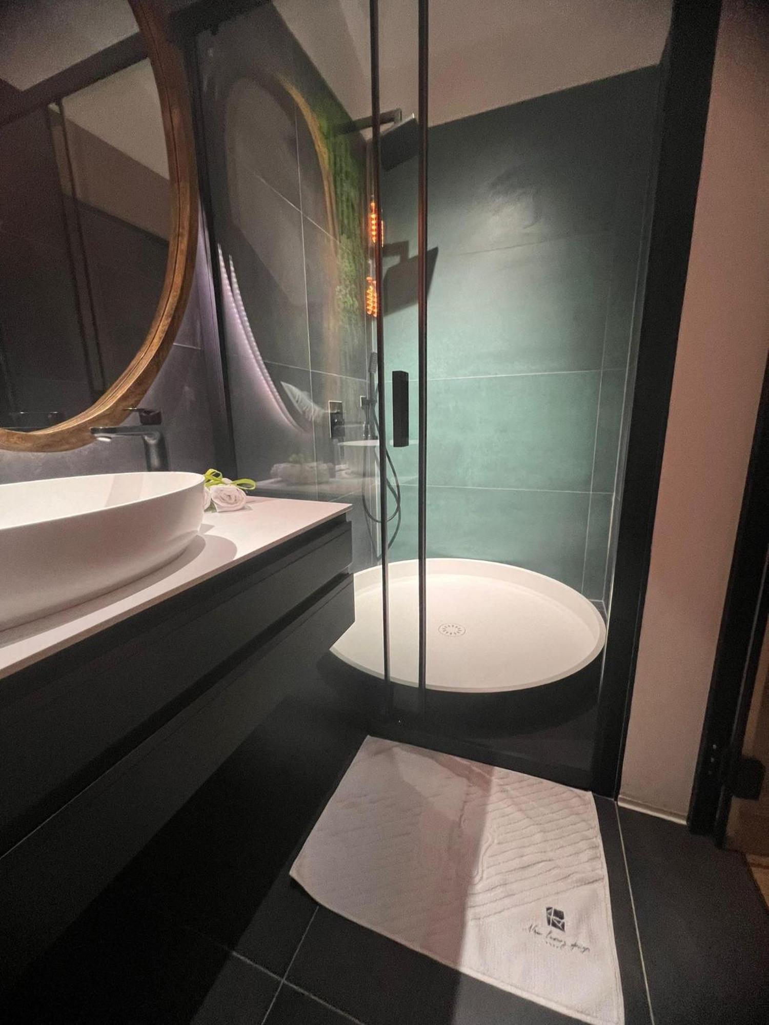 מלון Jezdovec Nova Luxury Design מראה חיצוני תמונה