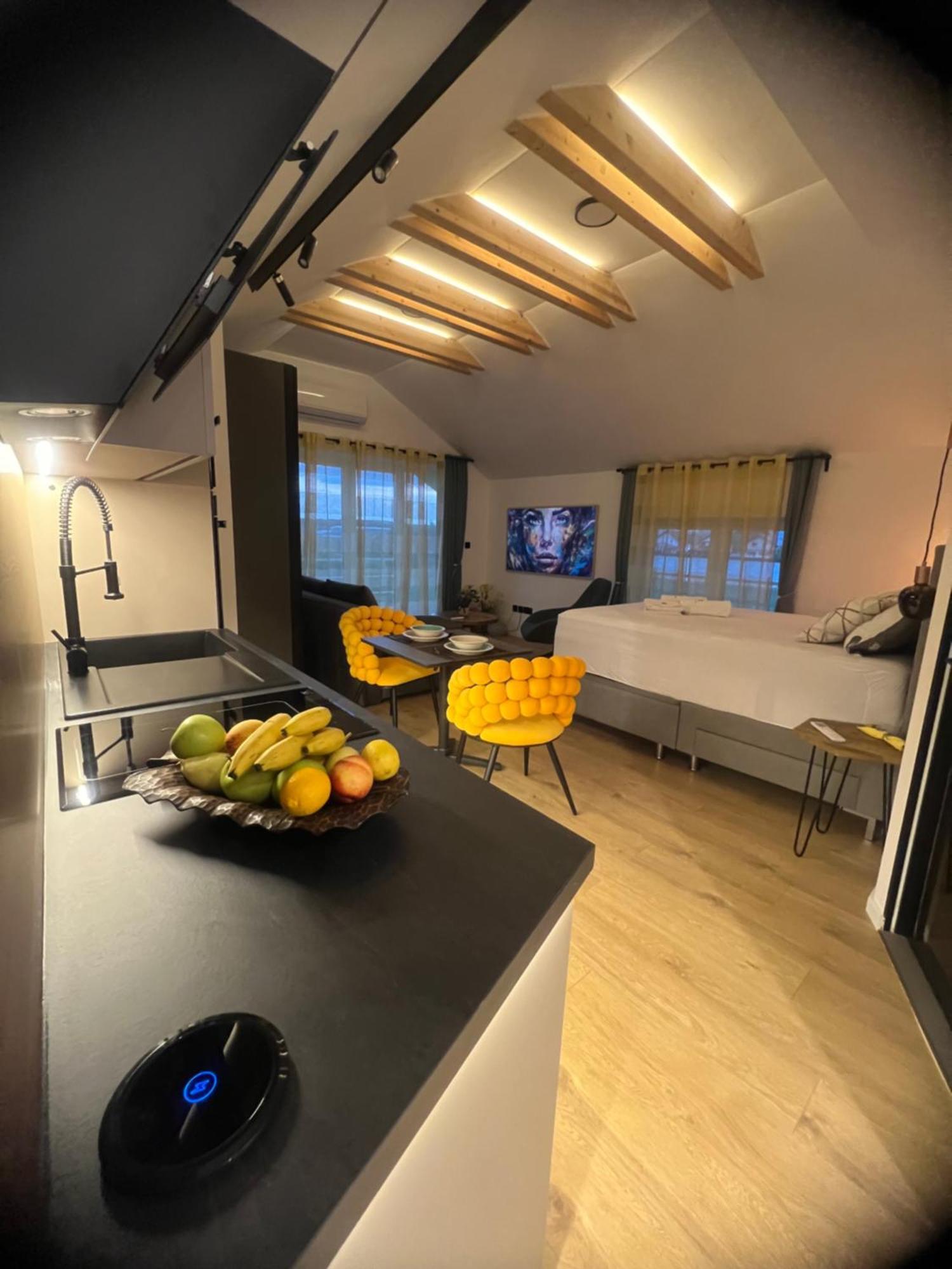 מלון Jezdovec Nova Luxury Design מראה חיצוני תמונה
