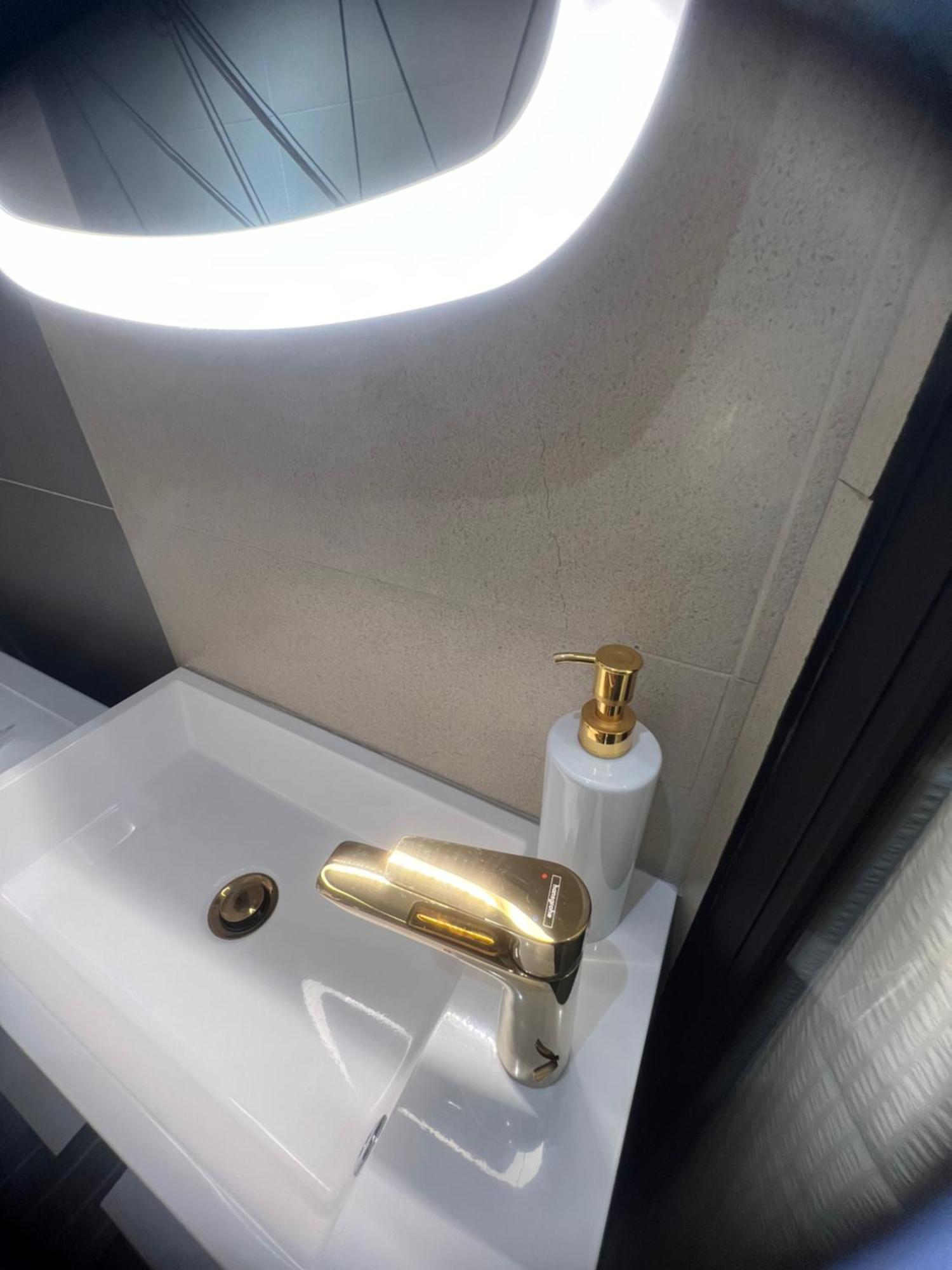 מלון Jezdovec Nova Luxury Design מראה חיצוני תמונה
