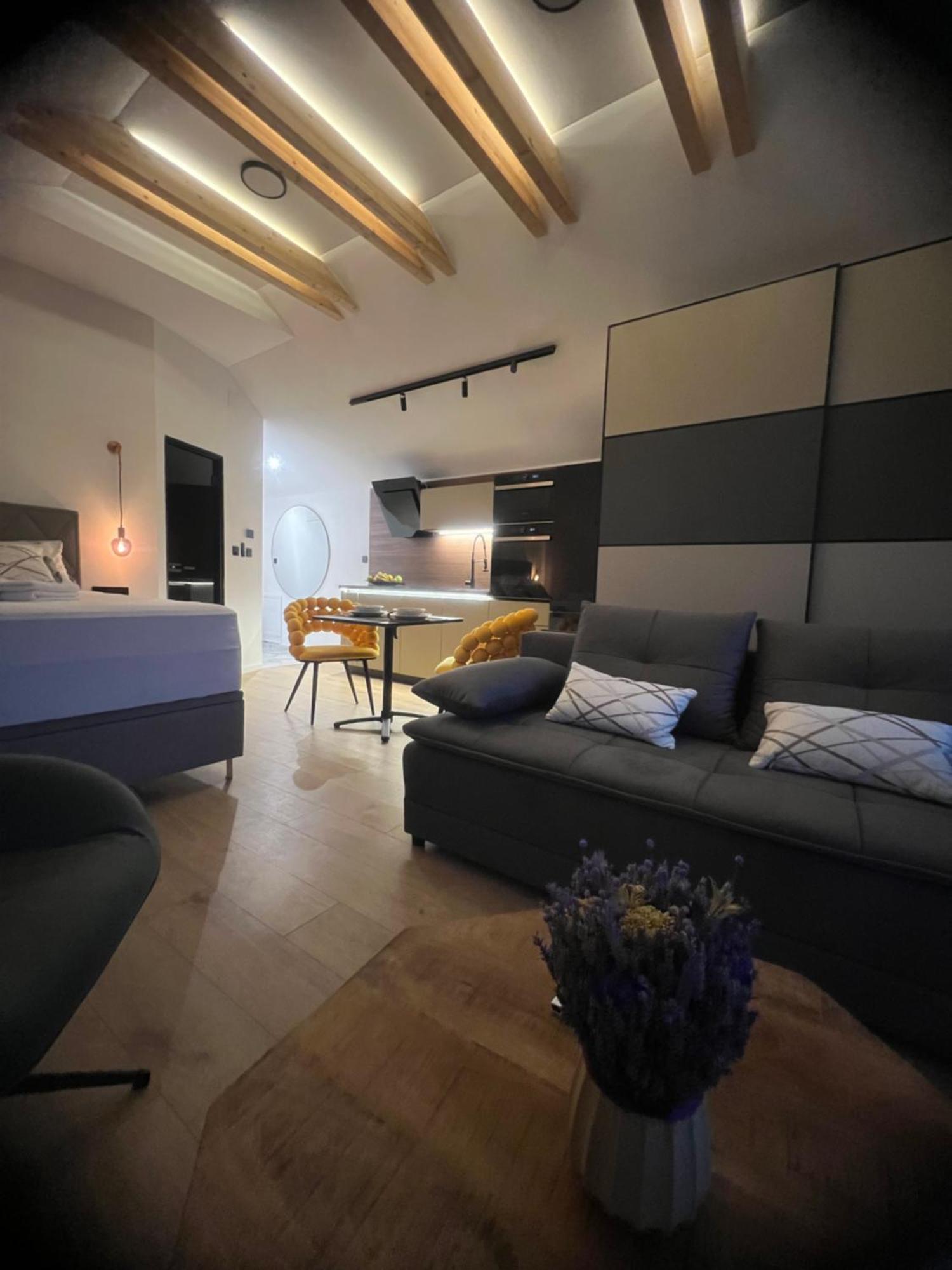 מלון Jezdovec Nova Luxury Design מראה חיצוני תמונה